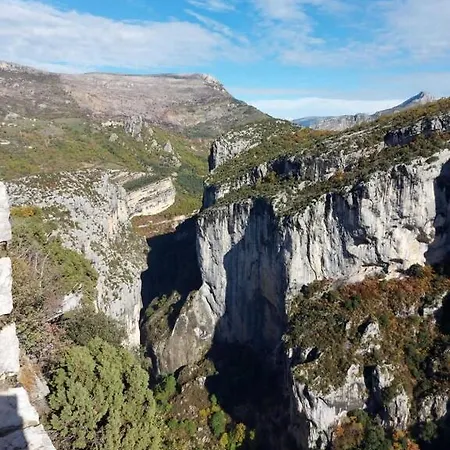 Large Cozy In /gorges Du Verdon *