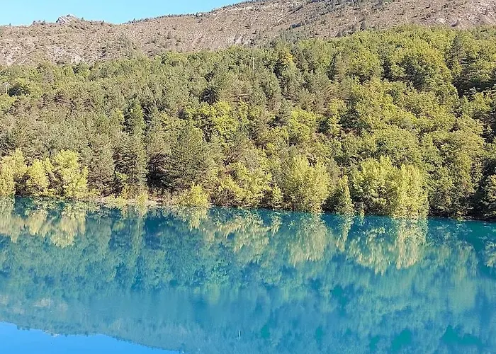 Large Cozy In /gorges Du Verdon Castellane